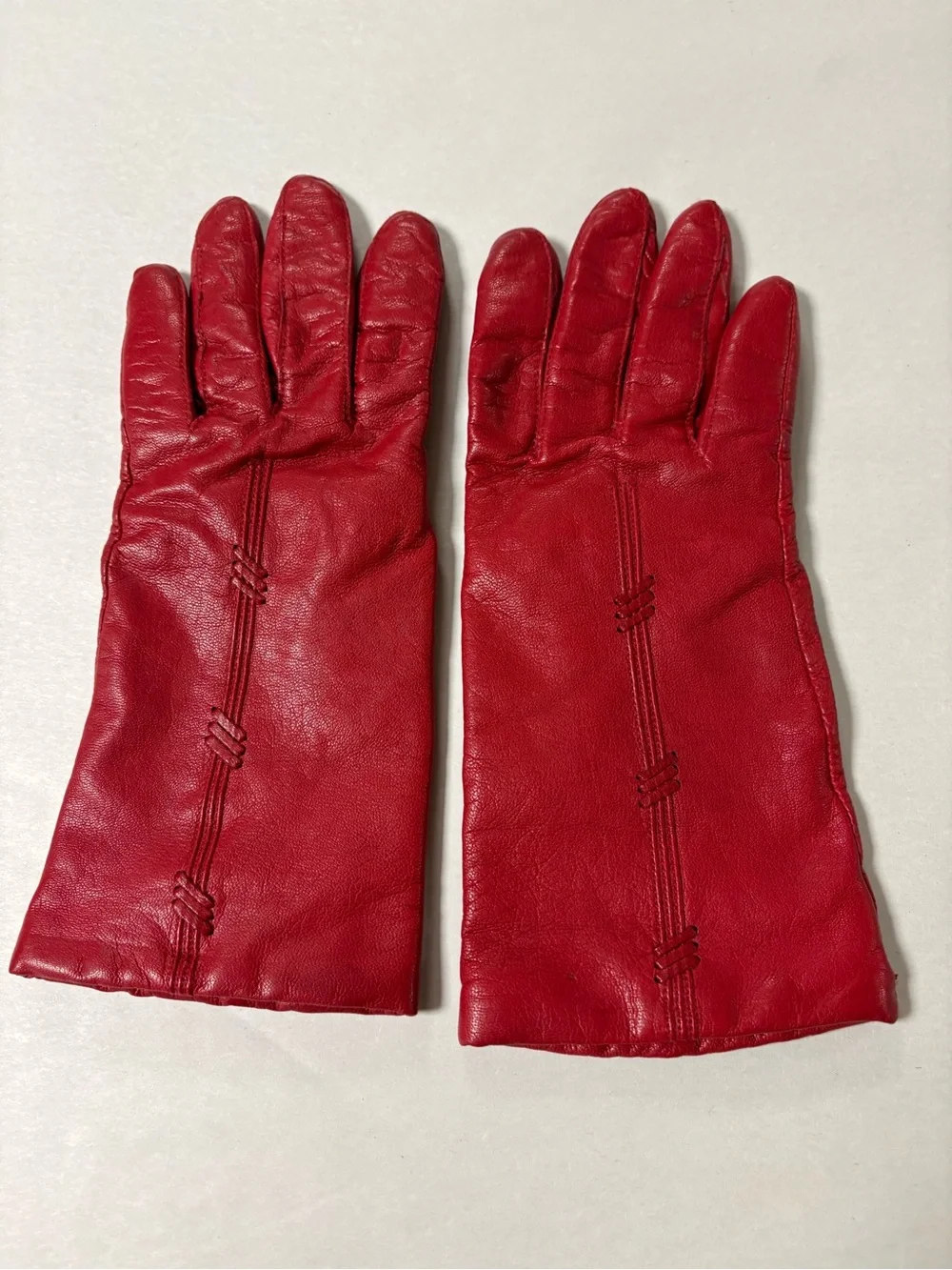 Vintage Fownes Classic Red Leather Women's Driving Gloves Size 7.5